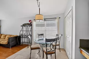 2725 Pointe Cir, Greenacres, FL 33413 - Photo 22