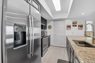 19981 Boca W Dr, Boca Raton, FL 33434 - Photo 12