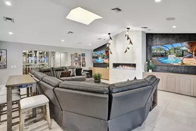 738 Middle River Drive, Fort Lauderdale, FL 33304 - Photo 36