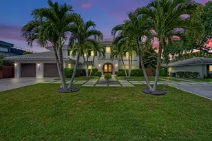 738 Middle River Dr, Fort Lauderdale, FL 33304 - Photo 2