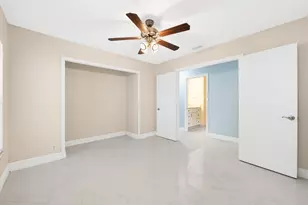 281 N Country Club Blvd, Boca Raton, FL 33487 - Photo 18