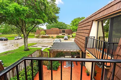 1802 18th Lane, Palm Beach Gardens, FL 33418 - Photo 2