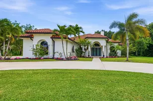 8717 Estate Dr, West Palm Beach, FL 33411 - Photo 4
