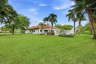 8717 Estate Dr, West Palm Beach, FL 33411 - Photo 42