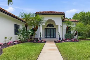 8717 Estate Dr, West Palm Beach, FL 33411 - Photo 6