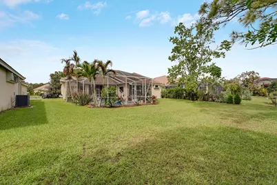 573 SW Saint Kitts Cove, Port Saint Lucie, FL 34986 - Photo 24