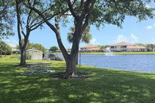 1720 W Sanderling Ln, Fort Pierce, FL 34982 - Photo 38