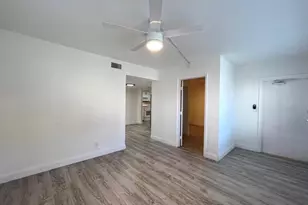 1060 Crystal Lake Dr, Deerfield Beach, FL 33064 - Photo 6