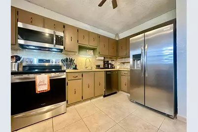 3010 NE 16th Avenue #405, Oakland Park, FL 33334 - Photo 8