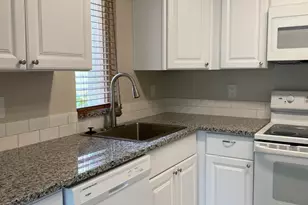 1536 SE Royal Green Cir, Port Saint Lucie, FL 34952 - Photo 6