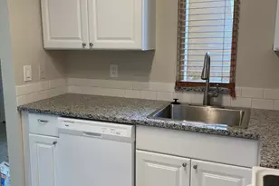 1536 SE Royal Green Cir, Port Saint Lucie, FL 34952 - Photo 4