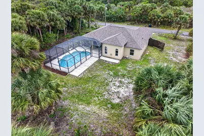 831 SW Owl St Street, Palm Bay, FL 32908 - Photo 10