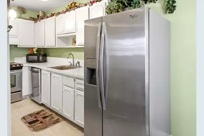 2501 Red Hibiscus Boulevard #201, Delray Beach, FL 33445 - Photo 4