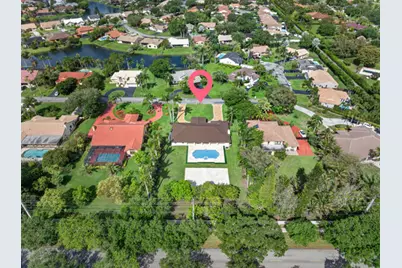 5510 W Castlegate Avenue, Davie, FL 33331 - Photo 54