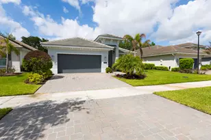 12621 SW Sunrise Lk Ter, Port Saint Lucie, FL 34987 - Photo 2