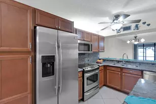 6610 Coral Lake Dr, Margate, FL 33063 - Photo 12