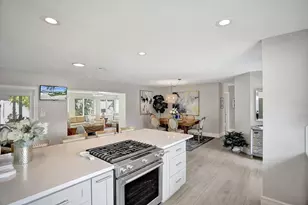 604 NE 25th Ave, Pompano Beach, FL 33063 - Photo 8