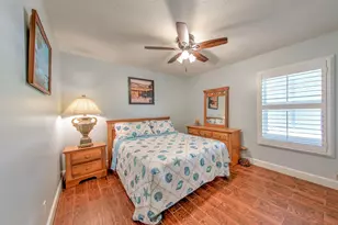 2025 SE Allamanda Dr, Port Saint Lucie, FL 34952 - Photo 14