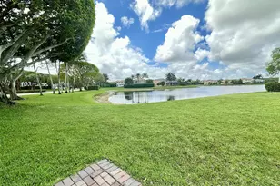 9728 Wyeth Ct, Wellington, FL 33414 - Photo 28