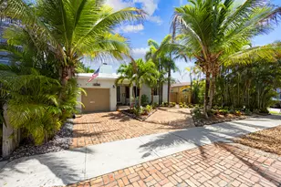 634 NE 17th Way, Fort Lauderdale, FL 33304 - Photo 2