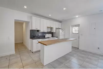 707 SW 9th Court, Delray Beach, FL 33444 - Photo 2