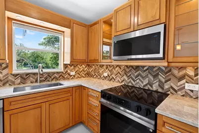 648 NW 30th Court, Wilton Manors, FL 33311 - Photo 12