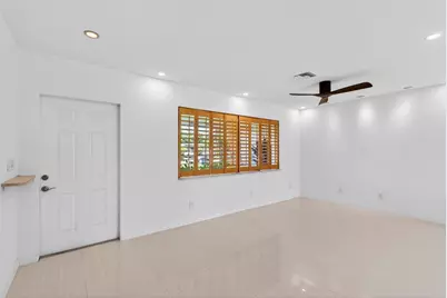 648 NW 30th Court, Wilton Manors, FL 33311 - Photo 14
