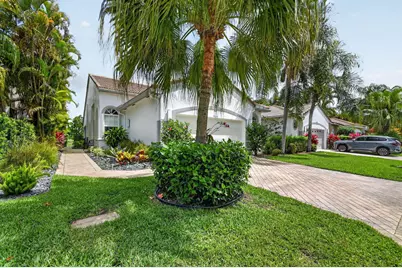 4634 Carlton Golf Drive, Lake Worth, FL 33449 - Photo 6