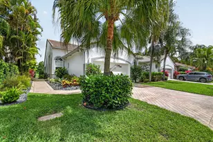 4634 Carlton Golf Dr, Lake Worth, FL 33449 - Photo 6