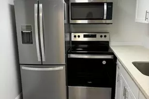 125 Westbury Cir, Deerfield Beach, FL 33442 - Photo 6