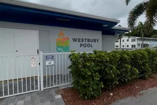 125 Westbury Cir, Deerfield Beach, FL 33442 - Photo 10