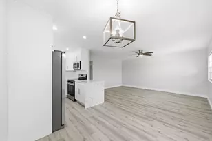 284 Flanders F, Delray Beach, FL 33484 - Photo 8