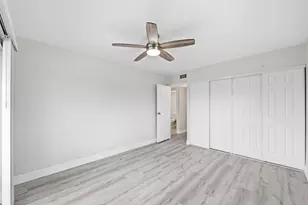 284 Flanders F, Delray Beach, FL 33484 - Photo 18