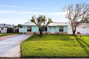 8675 SE Keathley, Hobe Sound, FL 33455 - Photo 1