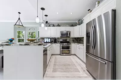 10114 Hunt Club Lane, Palm Beach Gardens, FL 33418 - Photo 6