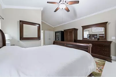 10114 Hunt Club Lane, Palm Beach Gardens, FL 33418 - Photo 10