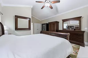10114 Hunt Club Ln, Palm Beach Gardens, FL 33418 - Photo 10