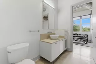 425 N Andrews Ave, Fort Lauderdale, FL 33301 - Photo 16