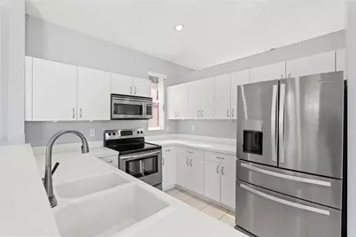 3222 NW 22nd Avenue, Oakland Park, FL 33309 - Photo 8