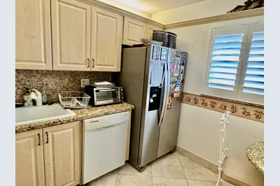 3100 Holiday Springs Boulevard, Margate, FL 33063 - Photo 4