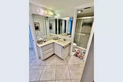 3100 Holiday Springs Boulevard, Margate, FL 33063 - Photo 18