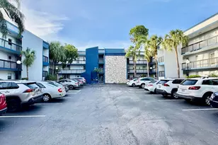 3100 Holiday Springs Blvd, Margate, FL 33063 - Photo 2