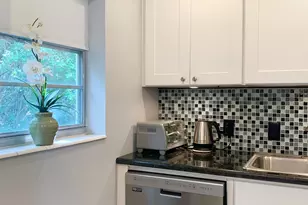 96 Hastings F, West Palm Beach, FL 33417 - Photo 4