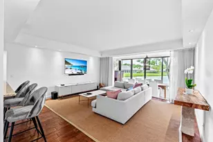 11830 Pebblewood Dr, Wellington, FL 33414 - Photo 16