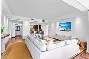 11830 Pebblewood Dr, Wellington, FL 33414 - Photo 14