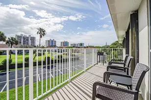 3206 S Lakeview Cir, Hutchinson Island, FL 34949 - Photo 44