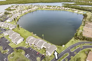 3206 S Lakeview Cir, Hutchinson Island, FL 34949 - Photo 2