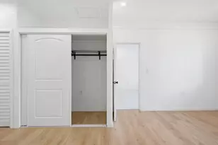 340 SW 11th Ave, Hallandale Beach, FL 33009 - Photo 8