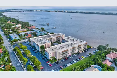 1502 S Lakeside Drive #414, Lake Worth Beach, FL 33460 - Photo 2