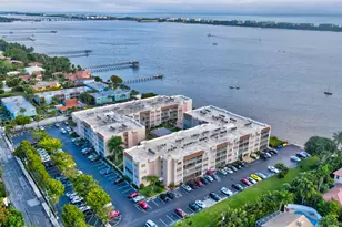 1502 S Lakeside Dr, Lake Worth Beach, FL 33460 - Photo 2